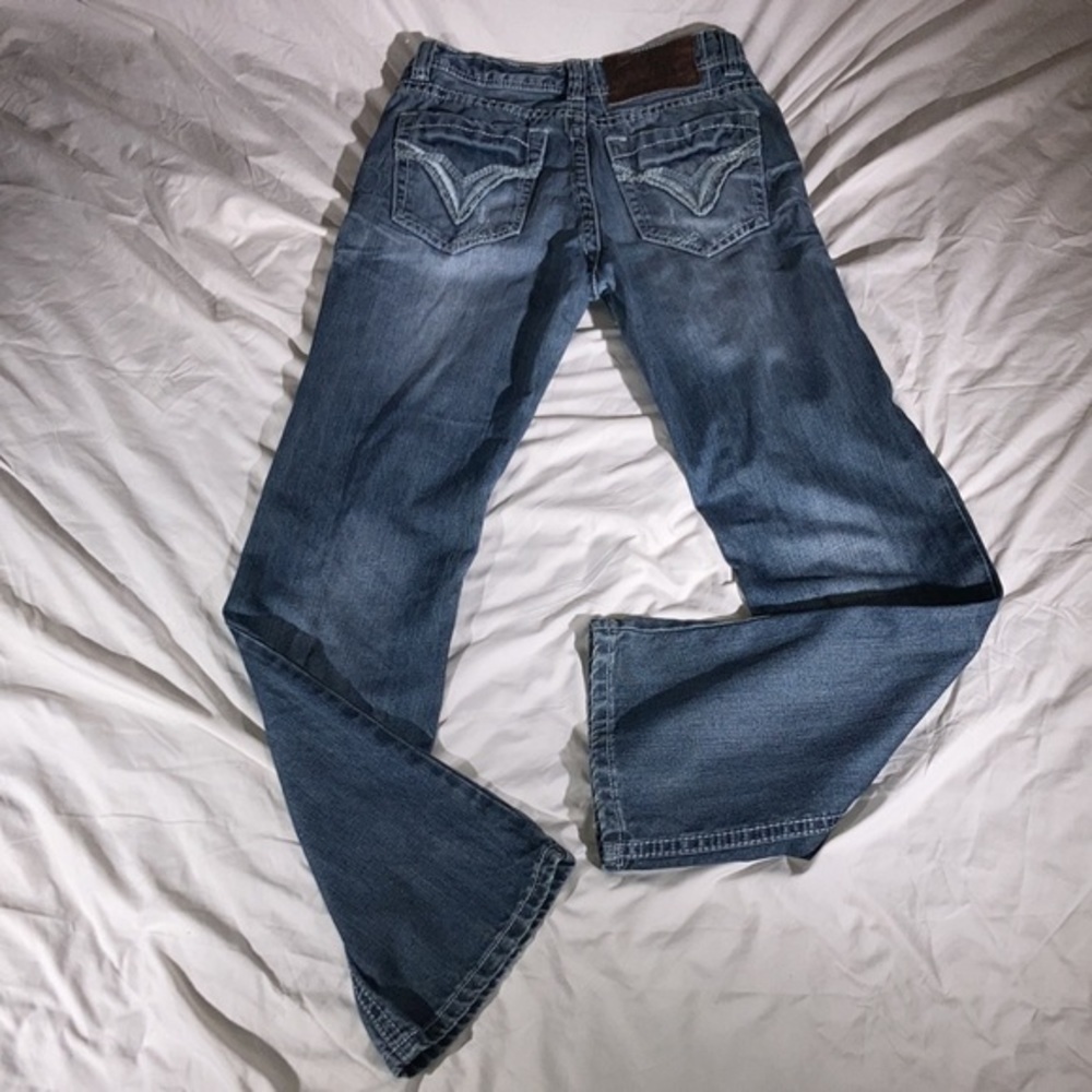 Rock & Roll Cowboy Men’s Faded Embroidered Pocket Western Rodeo Style Blue Jeans